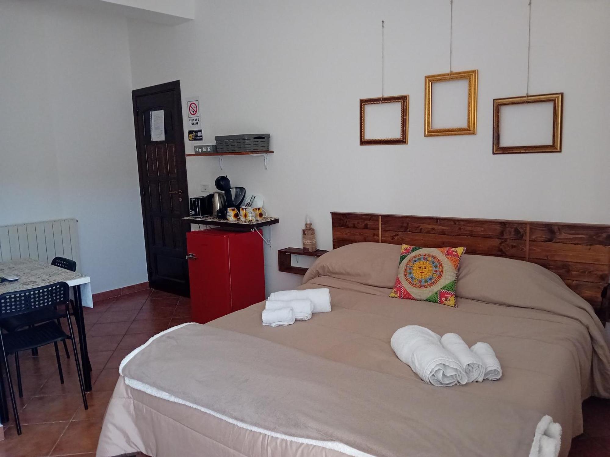 Bed & Breakfast Acquaviva Di Vullo Vincenzo Acquaviva Platani Номер фото