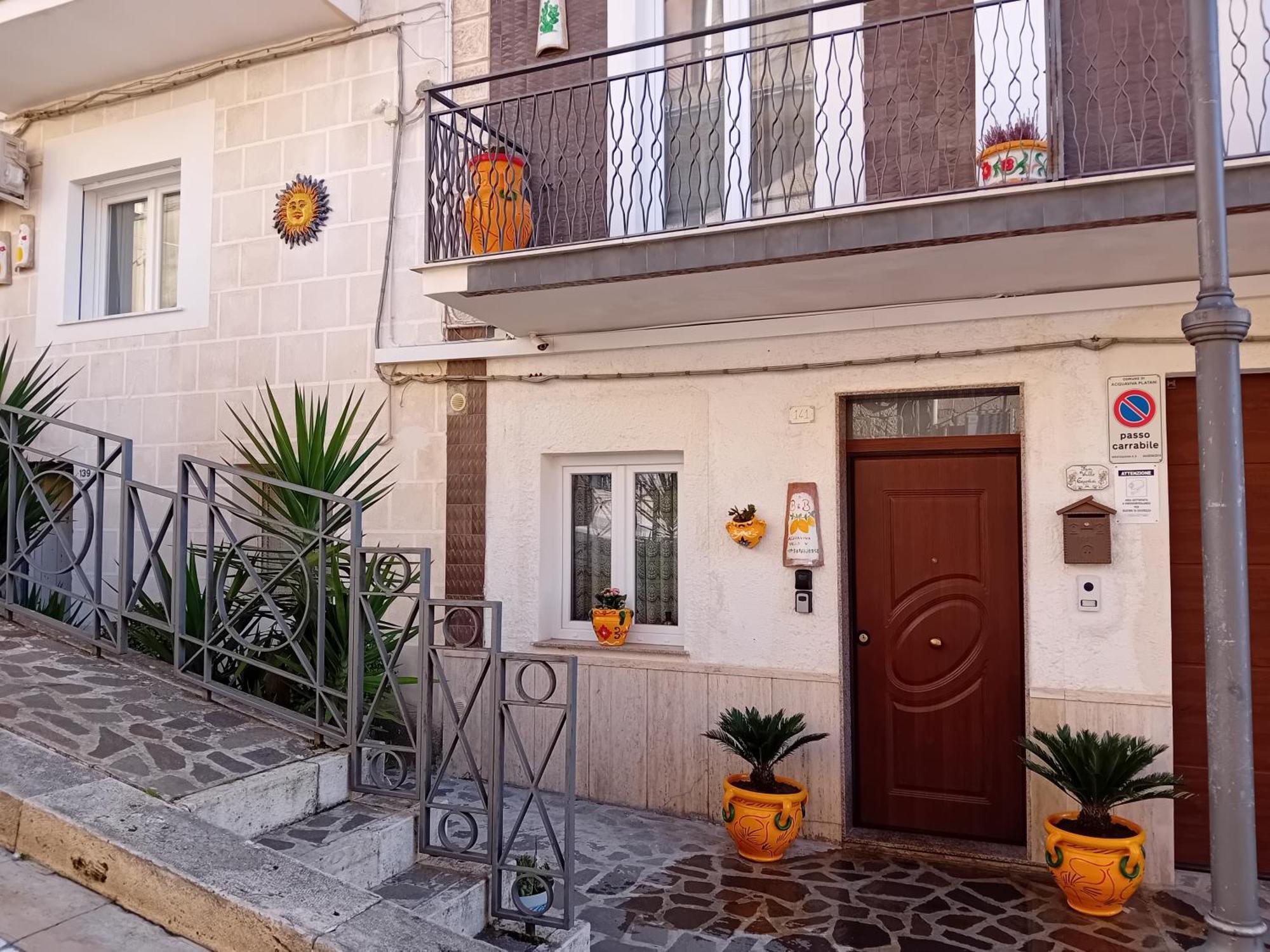 Bed & Breakfast Acquaviva Di Vullo Vincenzo Acquaviva Platani Экстерьер фото