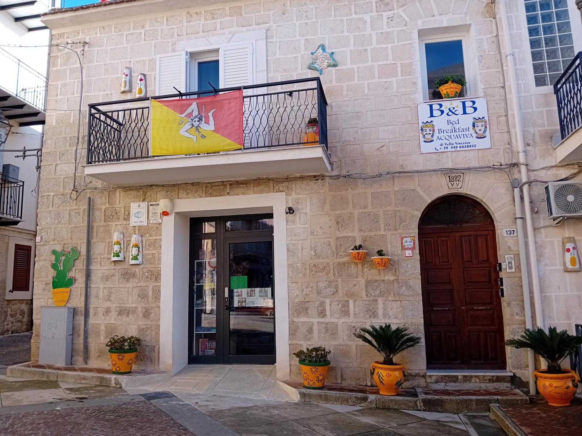 Bed & Breakfast Acquaviva Di Vullo Vincenzo Acquaviva Platani Экстерьер фото